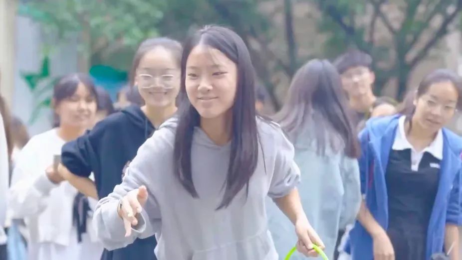 第五站 I 西南大学楠园星空食堂的“柿子”争取战_腾博会官网丨食堂团餐丨食堂承包丨学校食堂承包丨重庆食堂承包丨