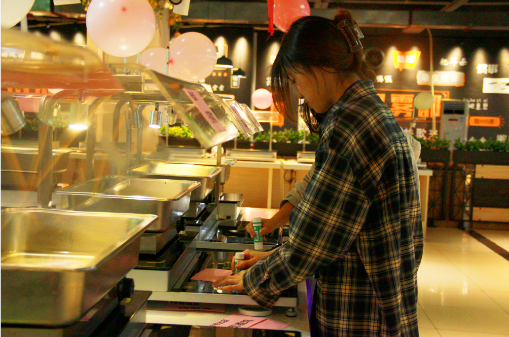 绝绝子~白嫖知食客餐厅“食堂开放日”_腾博会官网丨食堂团餐丨食堂承包丨学校食堂承包丨重庆食堂承包丨