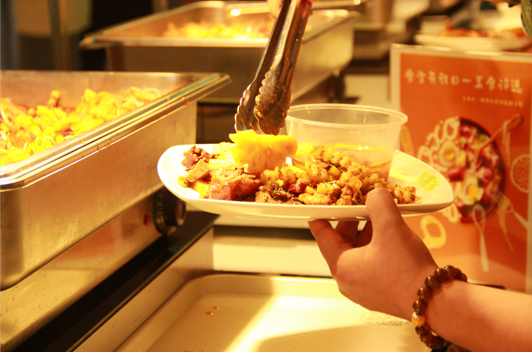 绝绝子~白嫖知食客餐厅“食堂开放日”_腾博会官网丨食堂团餐丨食堂承包丨学校食堂承包丨重庆食堂承包丨