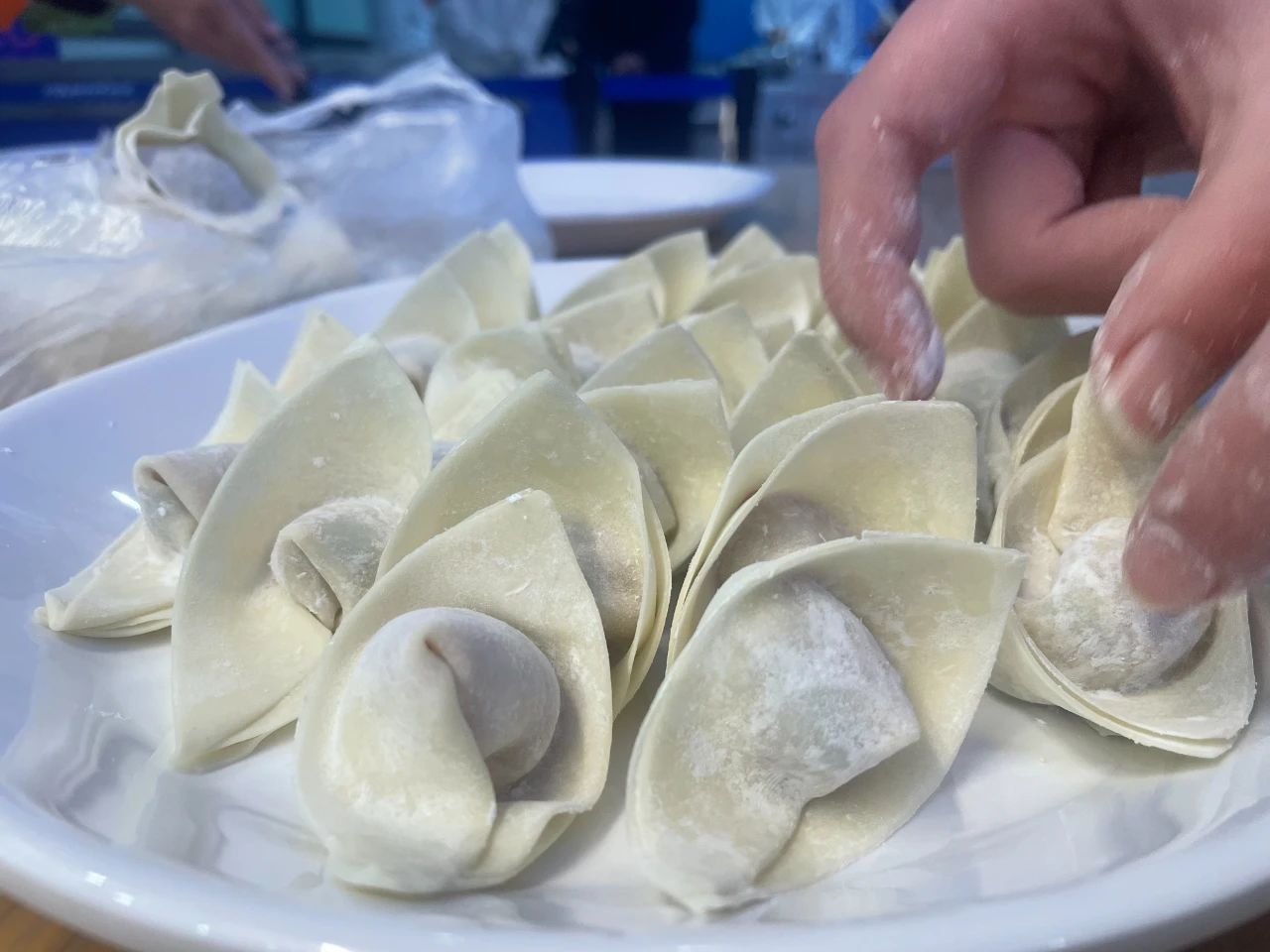 趣在美食 . 共享厨房_腾博会官网丨食堂团餐丨食堂承包丨学校食堂承包丨重庆食堂承包丨